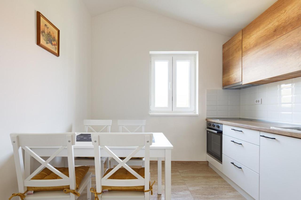 Apartmani Porto 골루바츠 외부 사진
